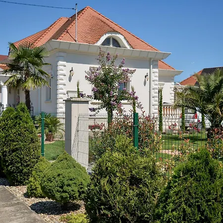 Apartamento Gombos